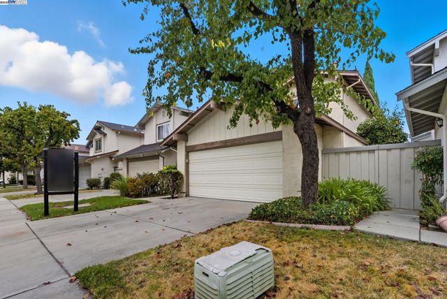 1860 Home Gate Dr, San Jose, CA 95148