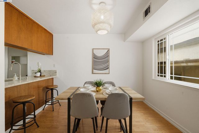 1860 Home Gate Dr, San Jose, CA 95148