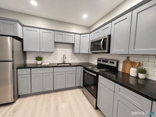 1597 Park Street 4A, Hartford, CT 06106