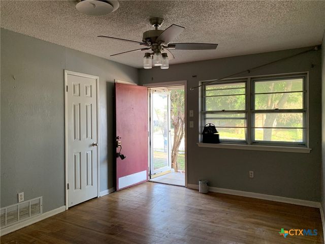 701 S 19th Street, Copperas Cove, TX 76522