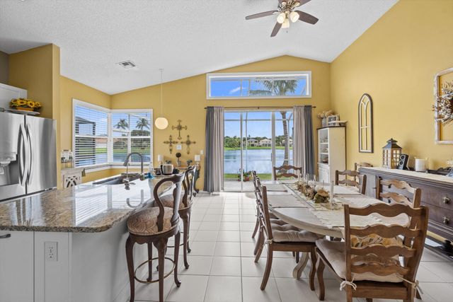 7865 Rockport Circle, Lake Worth, FL 33467