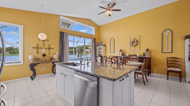 7865 Rockport Circle, Lake Worth, FL 33467