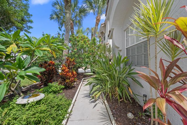 7865 Rockport Circle, Lake Worth, FL 33467