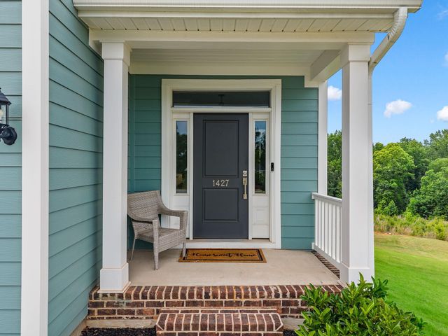 1427 Boatswain Drive, Inman, SC 29349