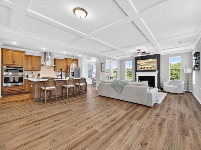 1427 Boatswain Drive, Inman, SC 29349
