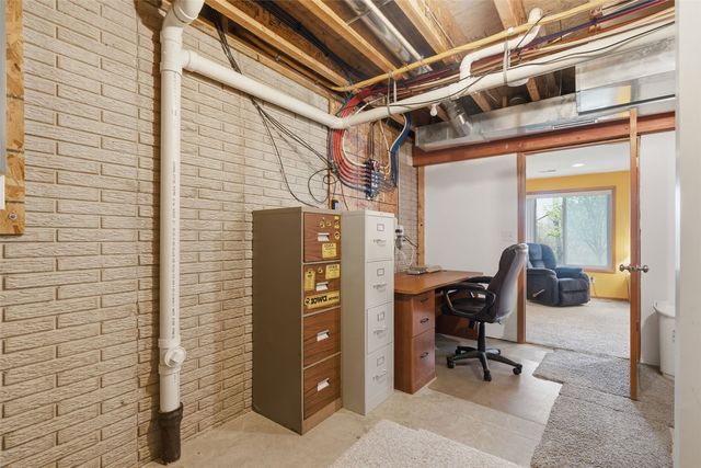5003 Foxtail Court Court, Marion, IA 52302