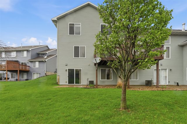 5003 Foxtail Court Court, Marion, IA 52302