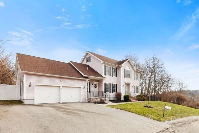 19 Fellsmere Ave, Wakefield, MA 01880