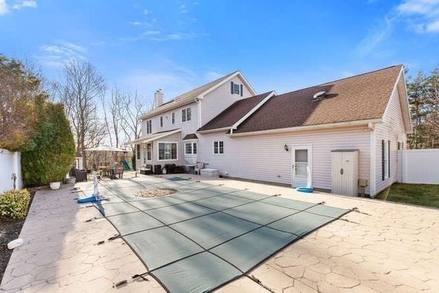 19 Fellsmere Ave, Wakefield, MA 01880