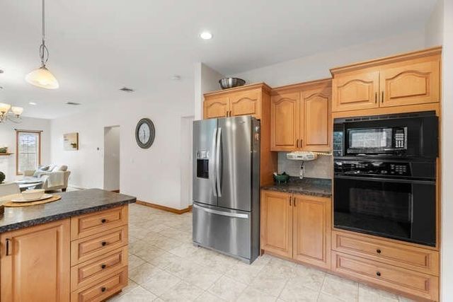 19 Fellsmere Ave, Wakefield, MA 01880