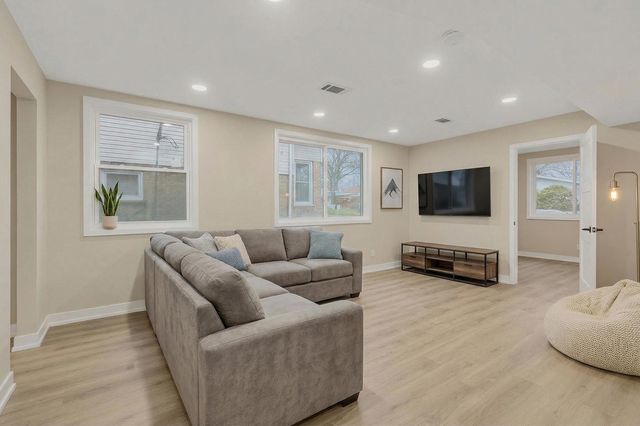 15401 Ellis Avenue, Dolton, IL 60419