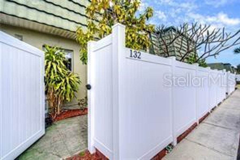 1799 N HIGHLAND AVENUE 132, Clearwater, FL 33755