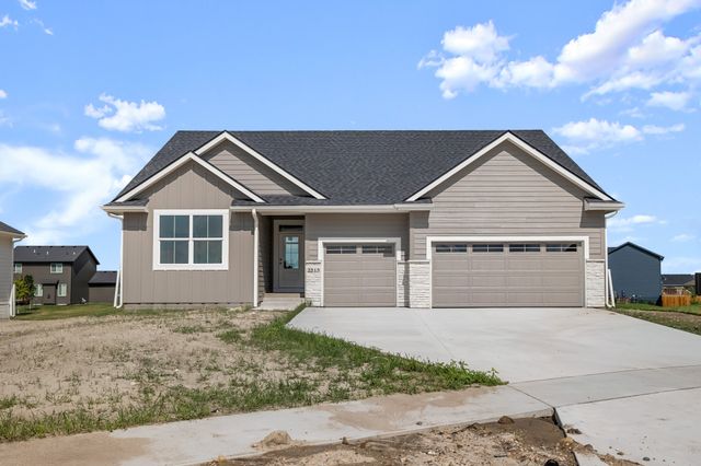 2513 NW Cedarwood Court, Ankeny, IA 50023