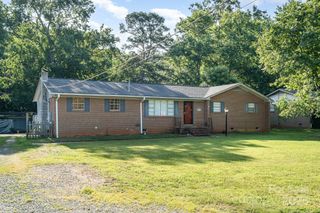 1901 Gemway Drive, Charlotte, NC 28216