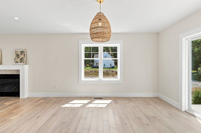 6 Collin's Way, Fairhaven, MA 02719