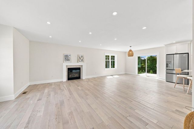 6 Collin's Way, Fairhaven, MA 02719