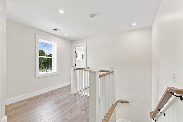 6 Collin's Way, Fairhaven, MA 02719