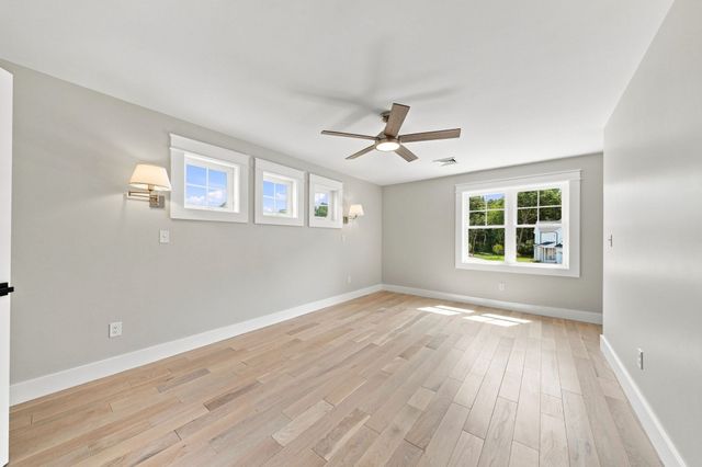 6 Collin's Way, Fairhaven, MA 02719