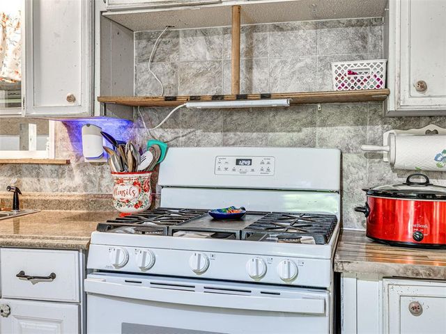 9201 E Slaughterville Road, Lexington, OK 73051