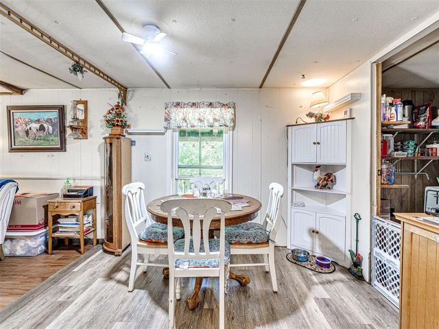 9201 E Slaughterville Road, Lexington, OK 73051