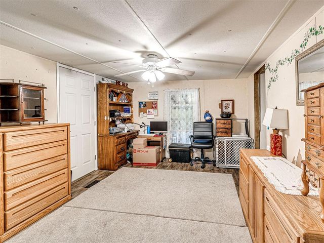 9201 E Slaughterville Road, Lexington, OK 73051