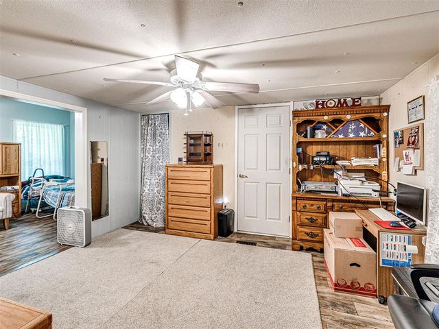9201 E Slaughterville Road, Lexington, OK 73051