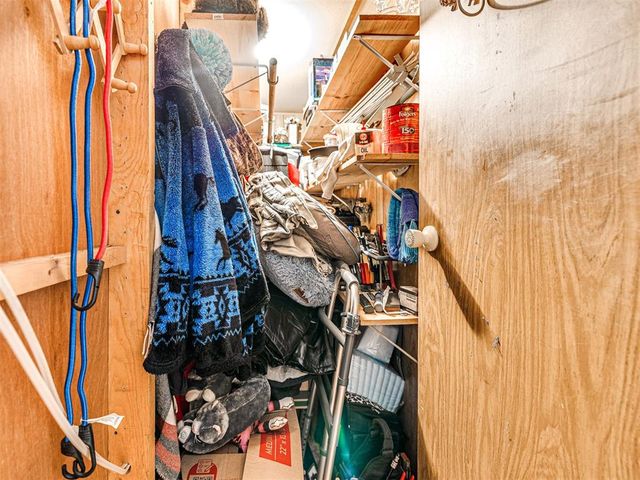 9201 E Slaughterville Road, Lexington, OK 73051