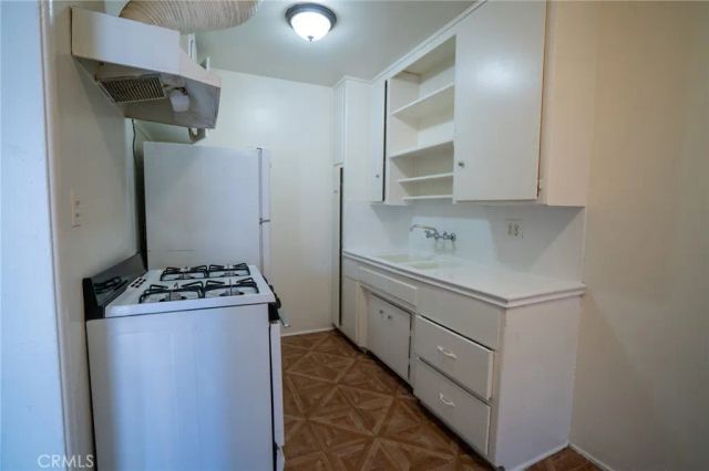 1425 Cedar Avenue, Long Beach, CA 90813