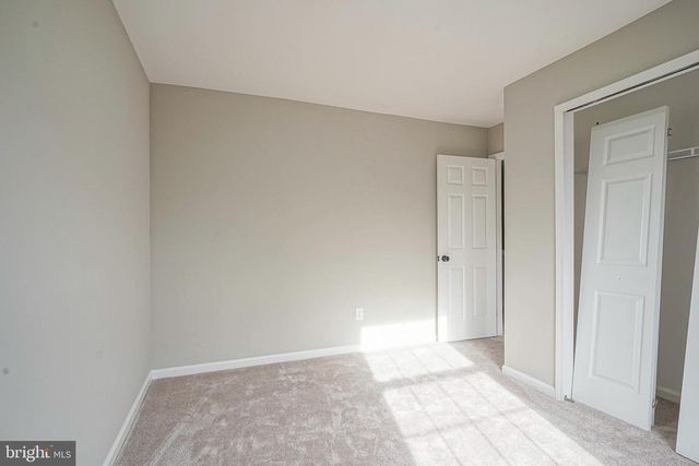 1903 DORAL DR, Blackwood, NJ 08012