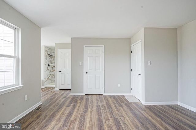 1903 DORAL DR, Blackwood, NJ 08012