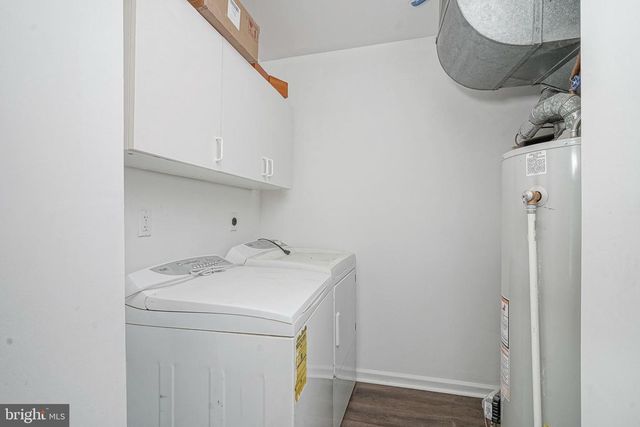 1903 DORAL DR, Blackwood, NJ 08012