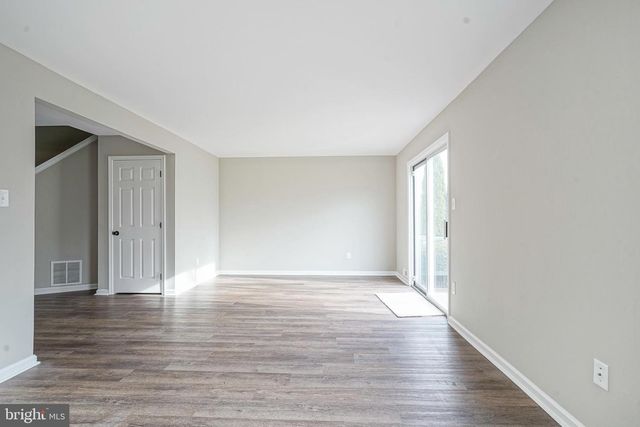 1903 DORAL DR, Blackwood, NJ 08012