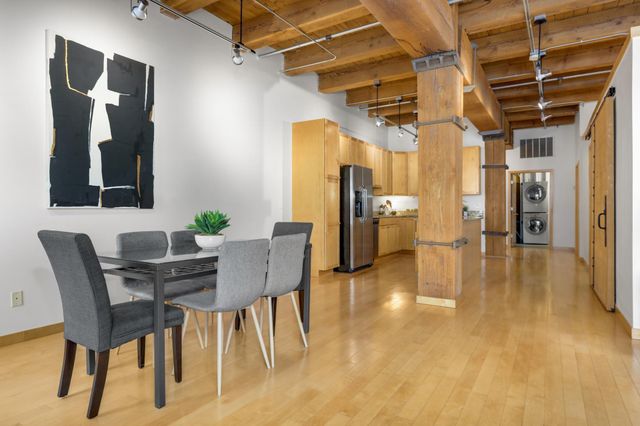 607 Washington Avenue S 302, Minneapolis, MN 55415