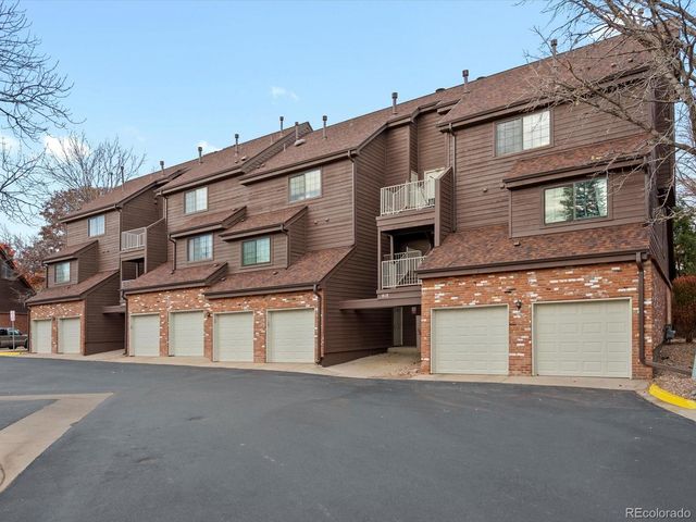 818 S Vance Street A, Lakewood, CO 80226