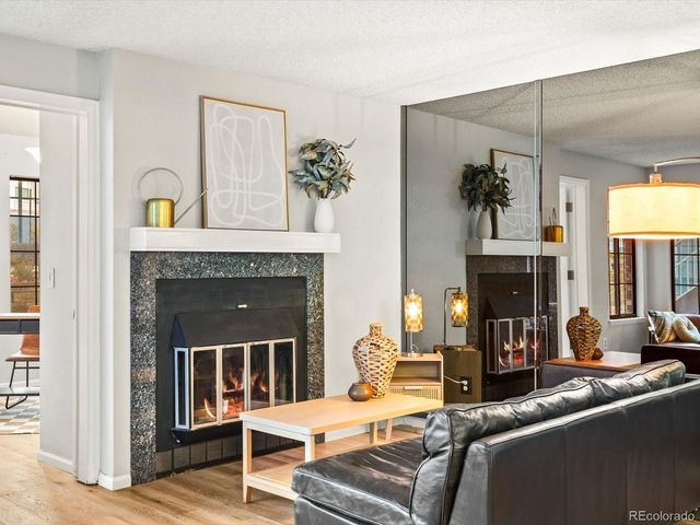 818 S Vance Street A, Lakewood, CO 80226