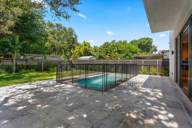 2175 SW 25th Street, Miami, FL 33133