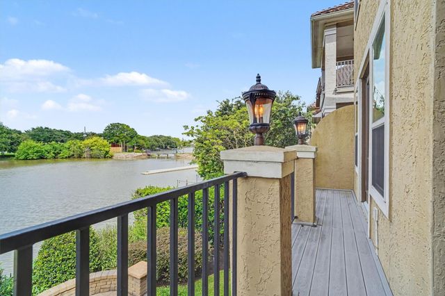 714 Old Oyster Trail, Sugar Land, TX 77478