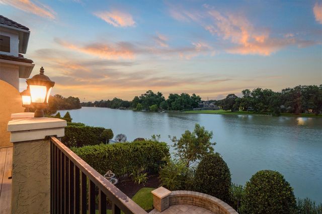 714 Old Oyster Trail, Sugar Land, TX 77478