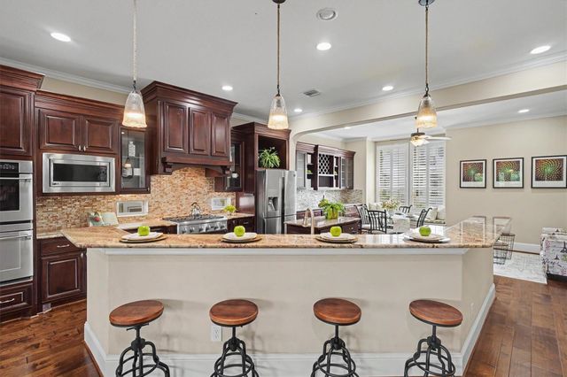 714 Old Oyster Trail, Sugar Land, TX 77478