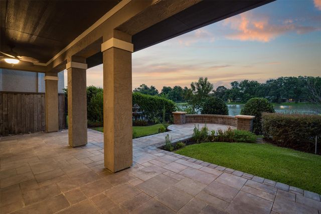 714 Old Oyster Trail, Sugar Land, TX 77478