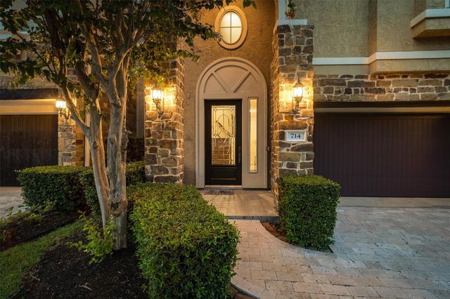 714 Old Oyster Trail, Sugar Land, TX 77478