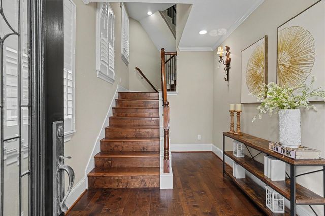 714 Old Oyster Trail, Sugar Land, TX 77478