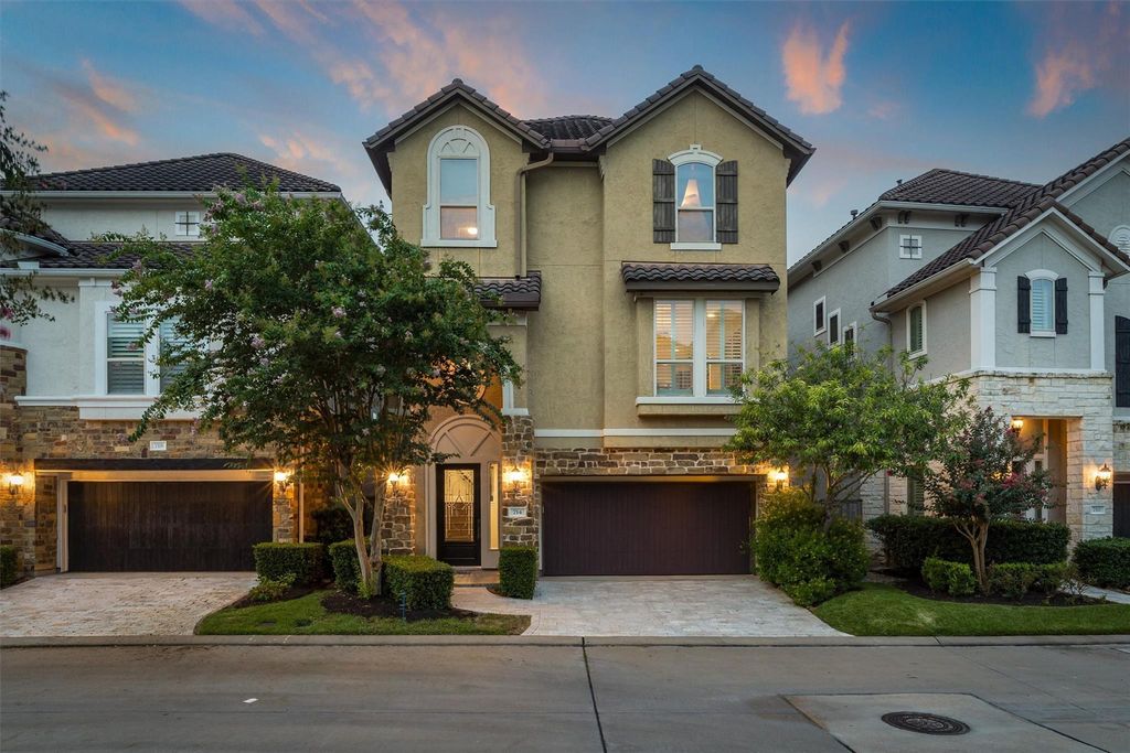 714 Old Oyster Trail, Sugar Land, TX 77478