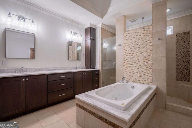 1040 Lake Drive, Greensboro, GA 30642