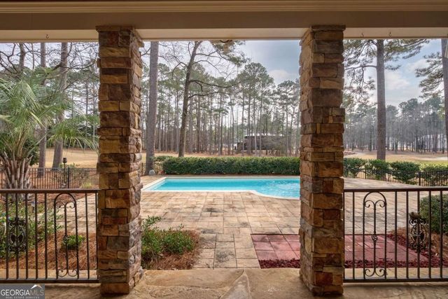 1040 Lake Drive, Greensboro, GA 30642