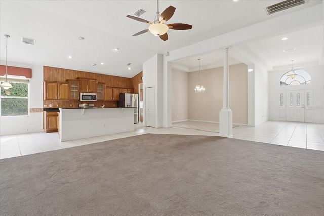 1683 N SHADOWVIEW PATH, Hernando, FL 34442