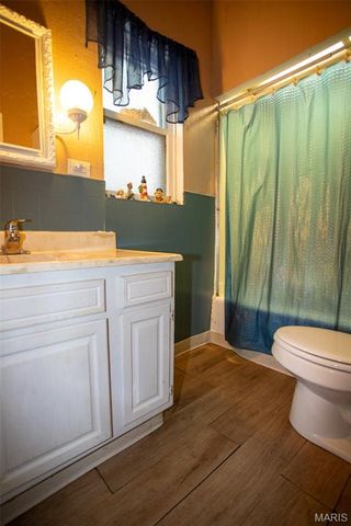 8423 Water Street, St Louis, MO 63111