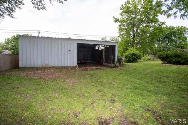 8423 Water Street, St Louis, MO 63111