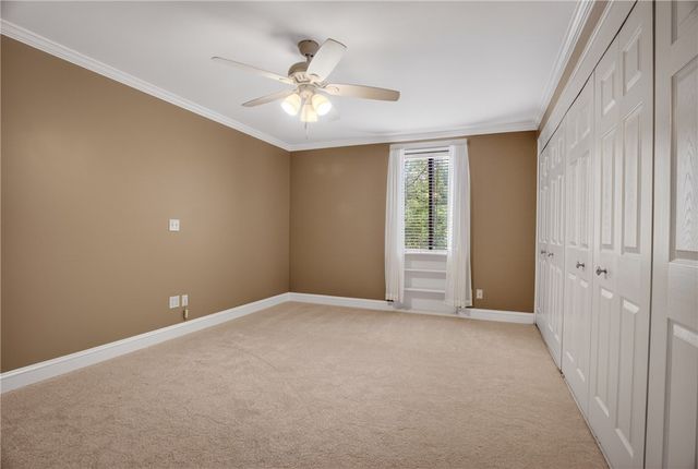 201 Grant St 212, Sewickley, PA 15143