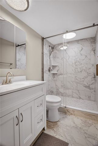 201 Grant St 212, Sewickley, PA 15143